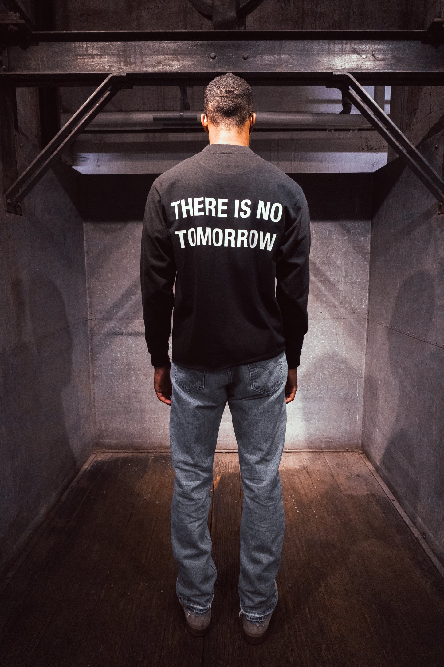 NO TMW LONG-SLEEVE
